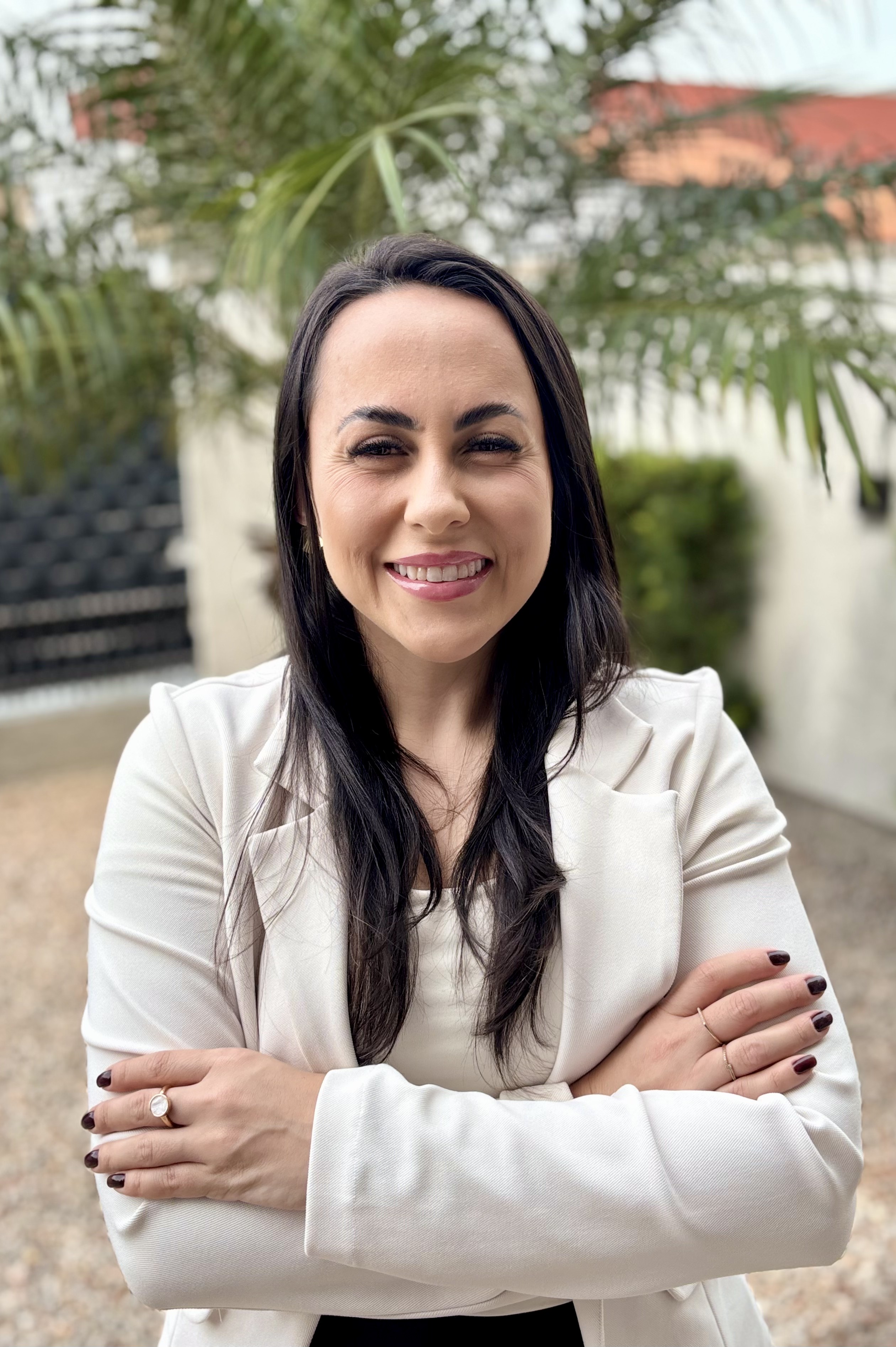 Emily Sales — Comercial