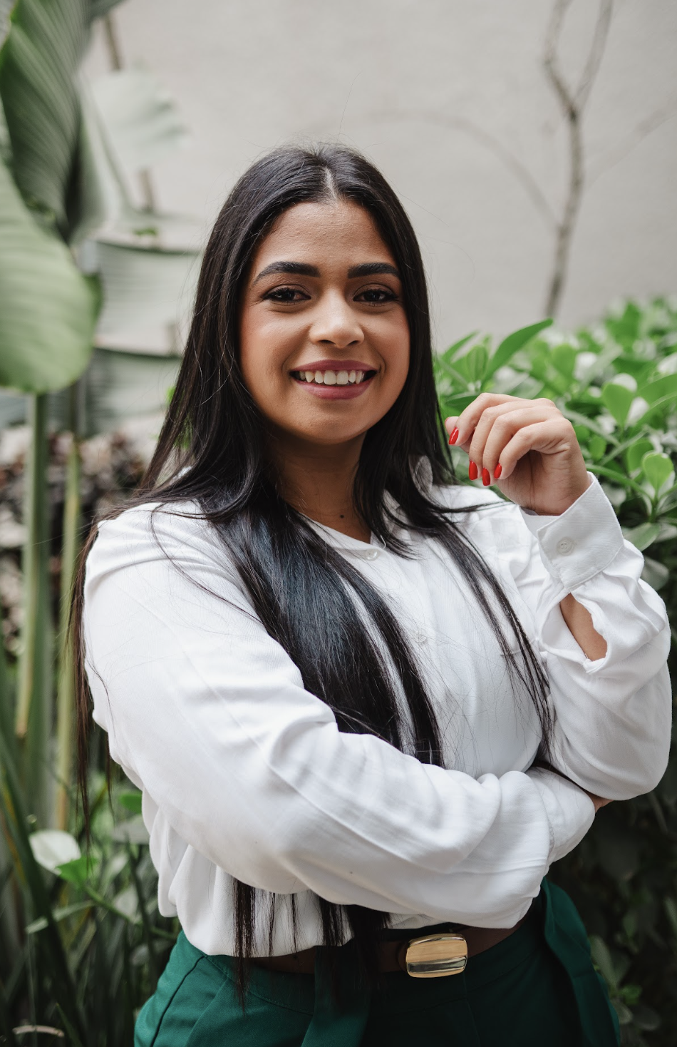 Tainá Santana — Gerente